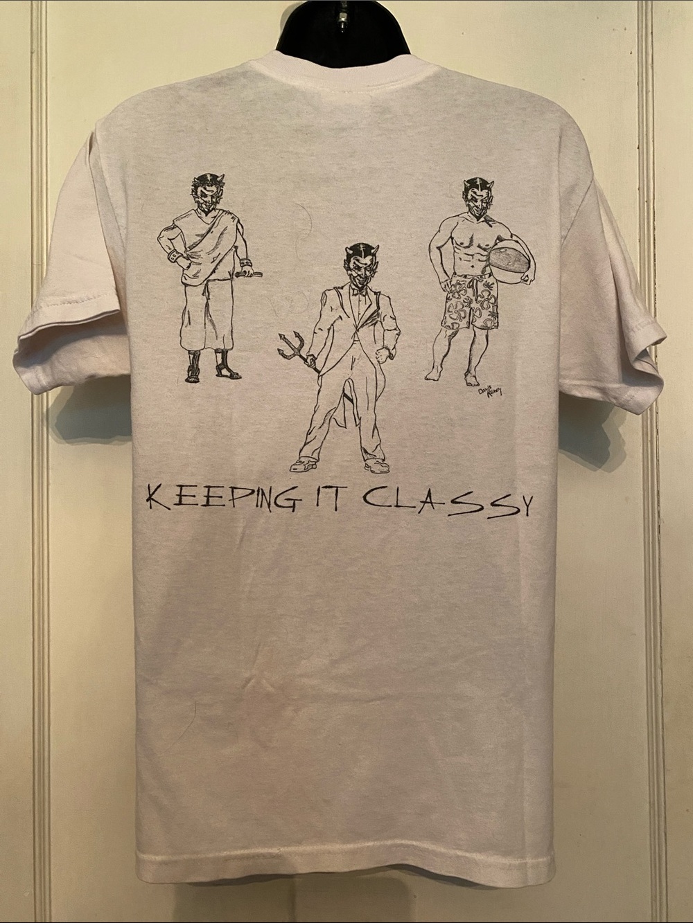 ! Reynolds Rowdies t-shirt size S pre-owned, funny.